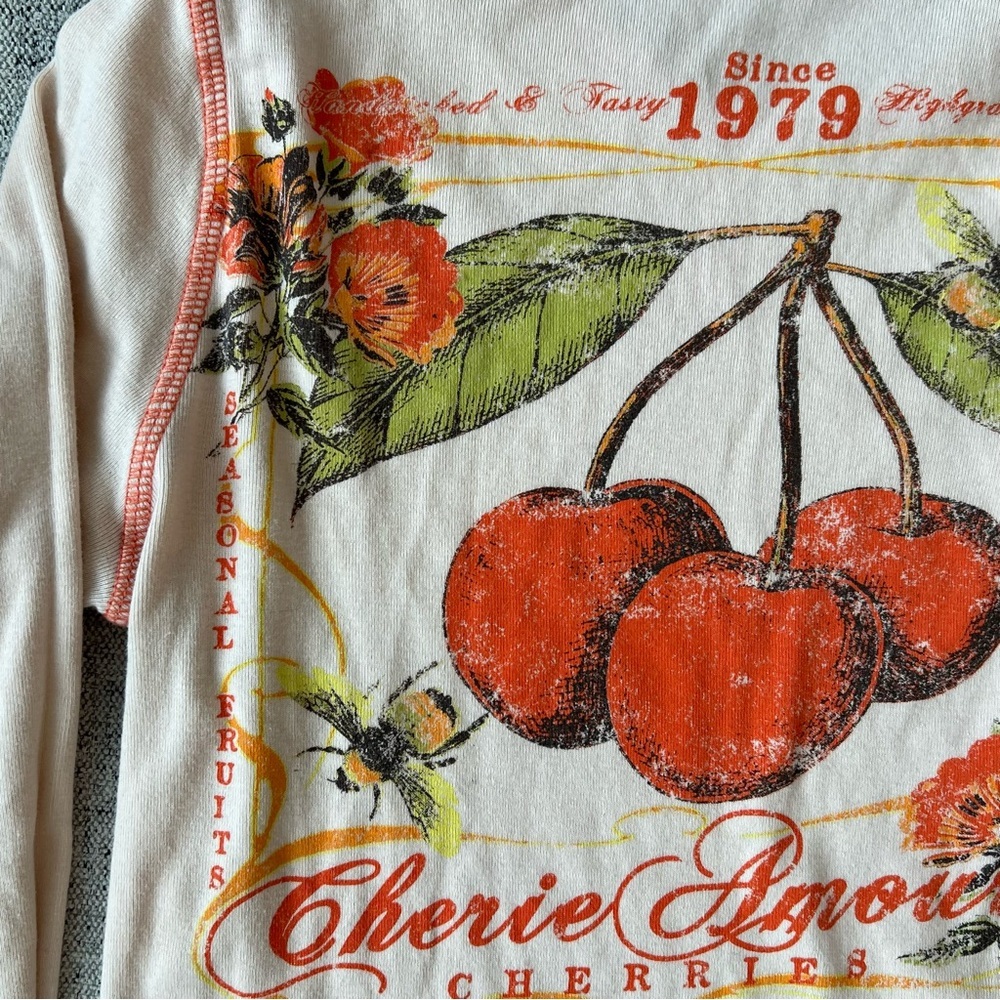 Urban Outfitters Cherries Fruit Top Size XS 100% Cotton - Picture 14 of 16